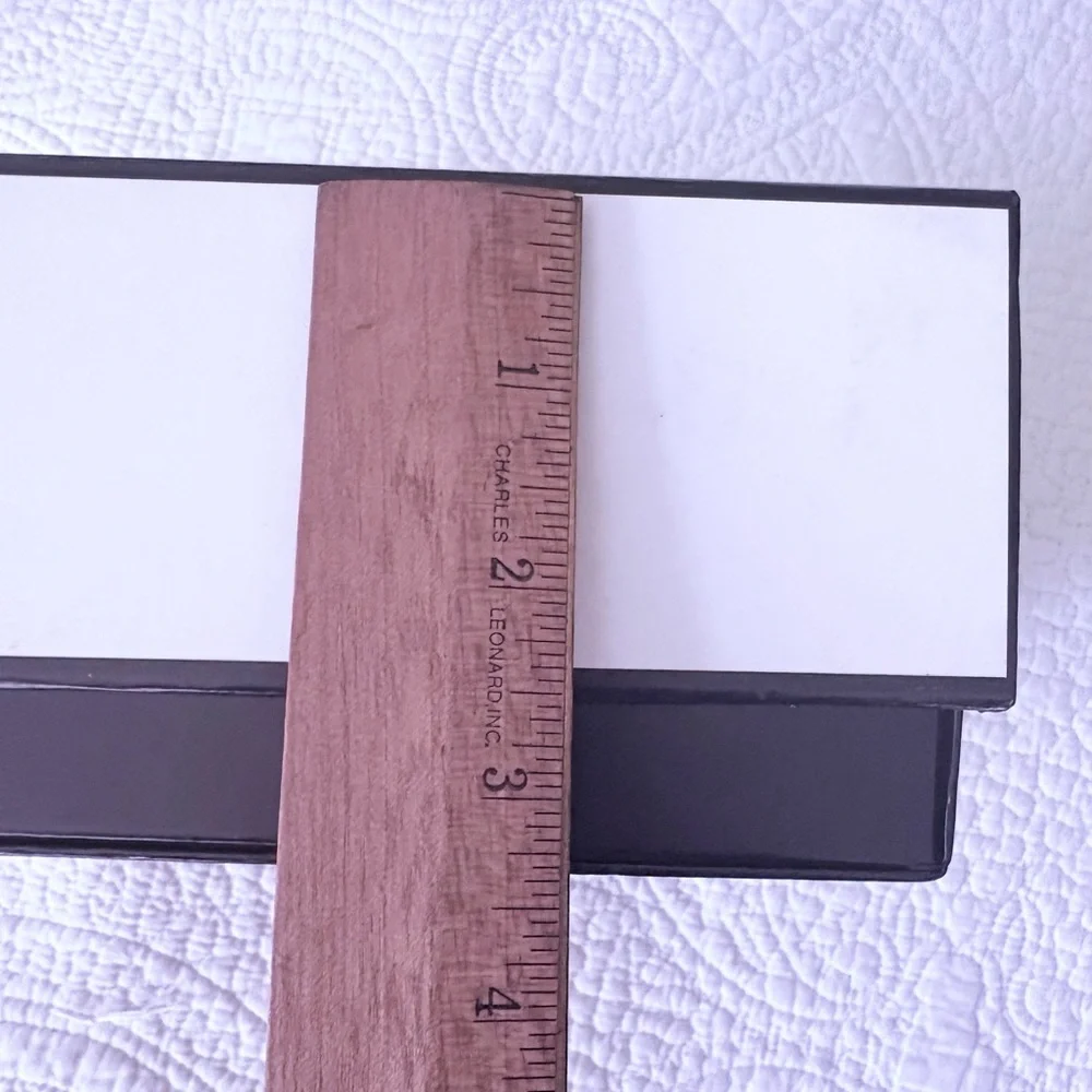 CHANEL Classic White Gift Box❣️ - Picture 3 of 4